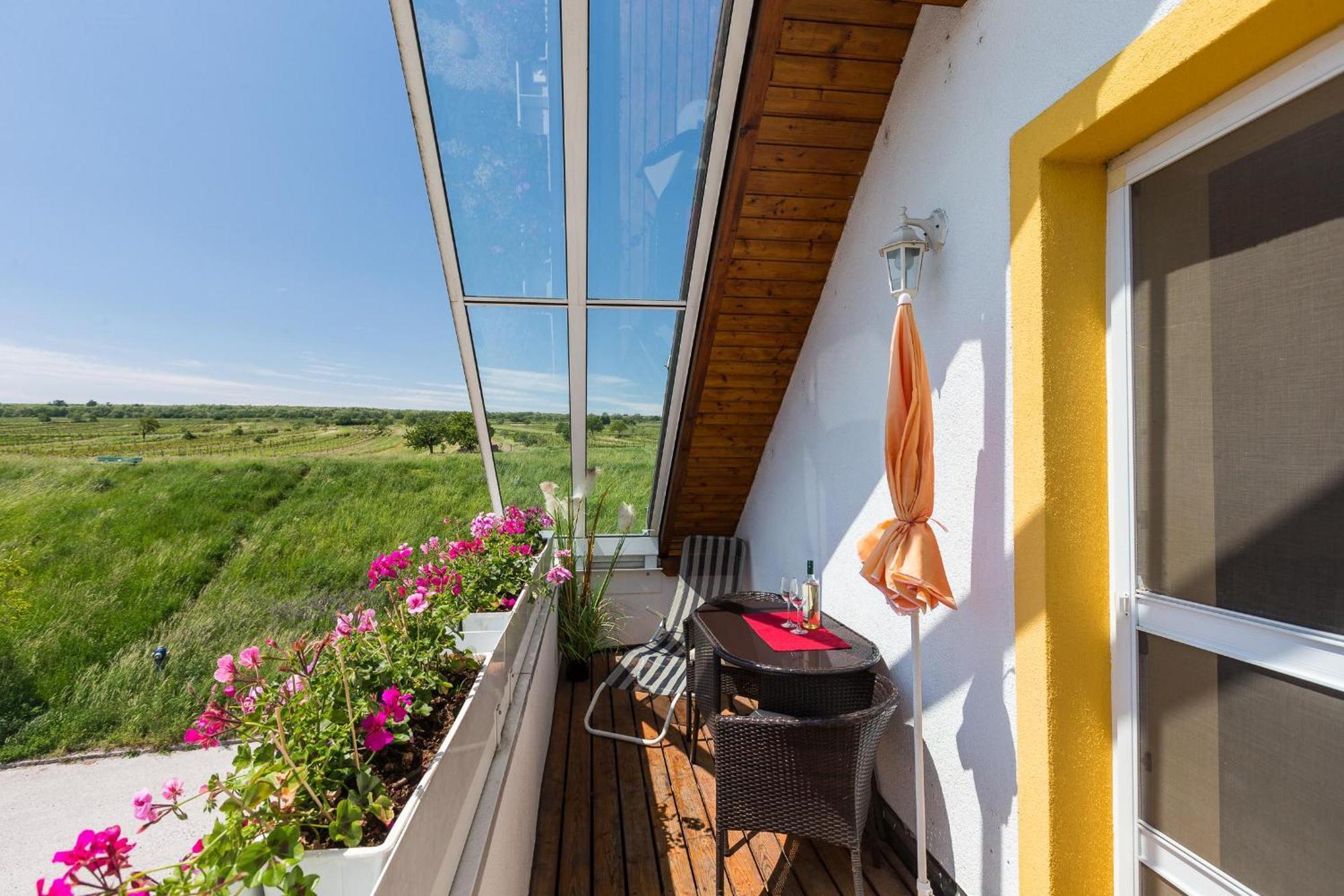 Appartementhaus Martina Mörbisch am See Pokoj fotografie